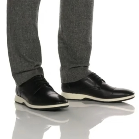 Florsheim Transit Cap Toe Oxford - black & white main image 6